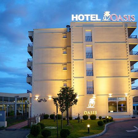 Hotel Oasis Podgorica Esterno foto