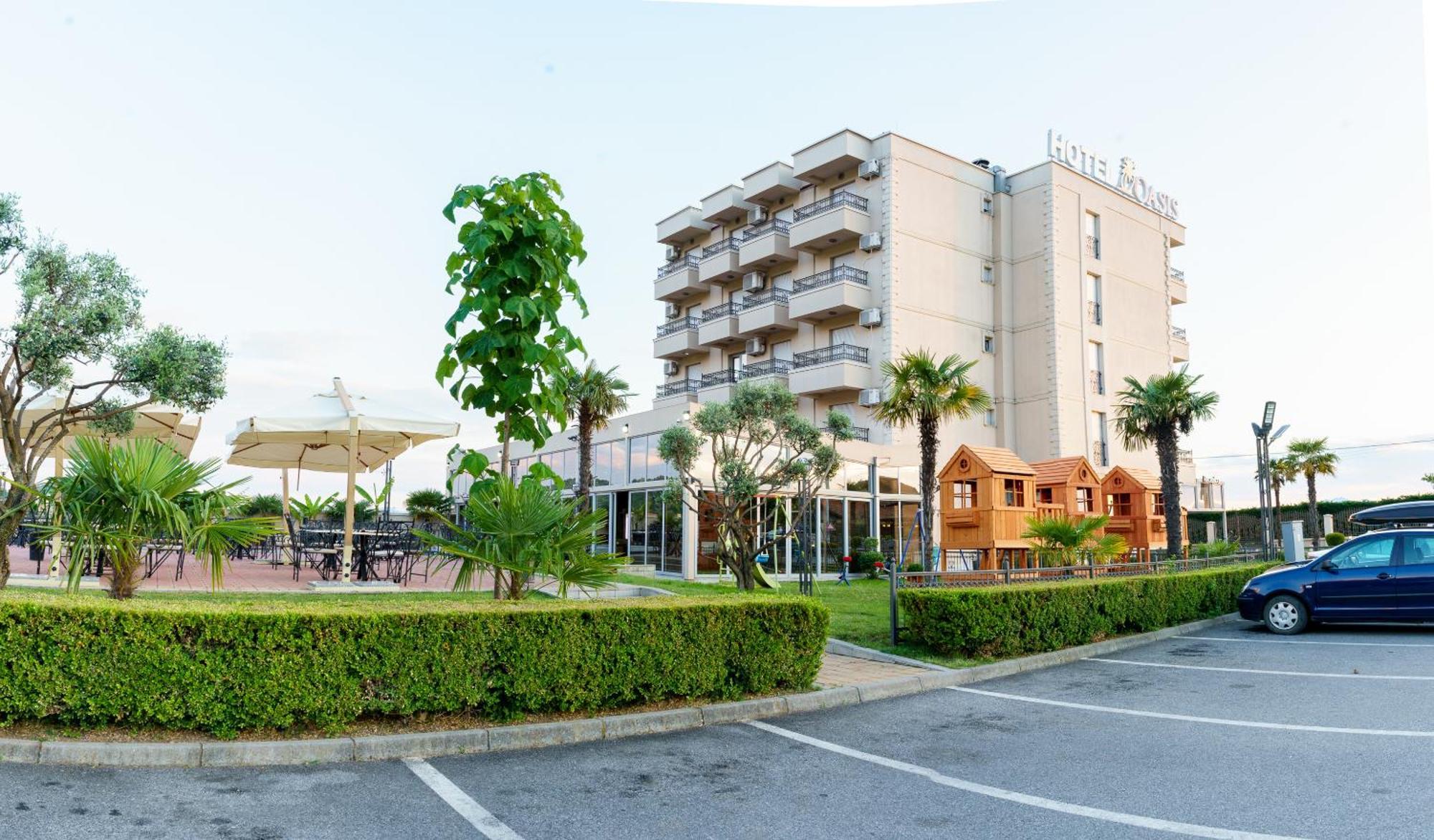 Hotel Oasis Podgorica Esterno foto