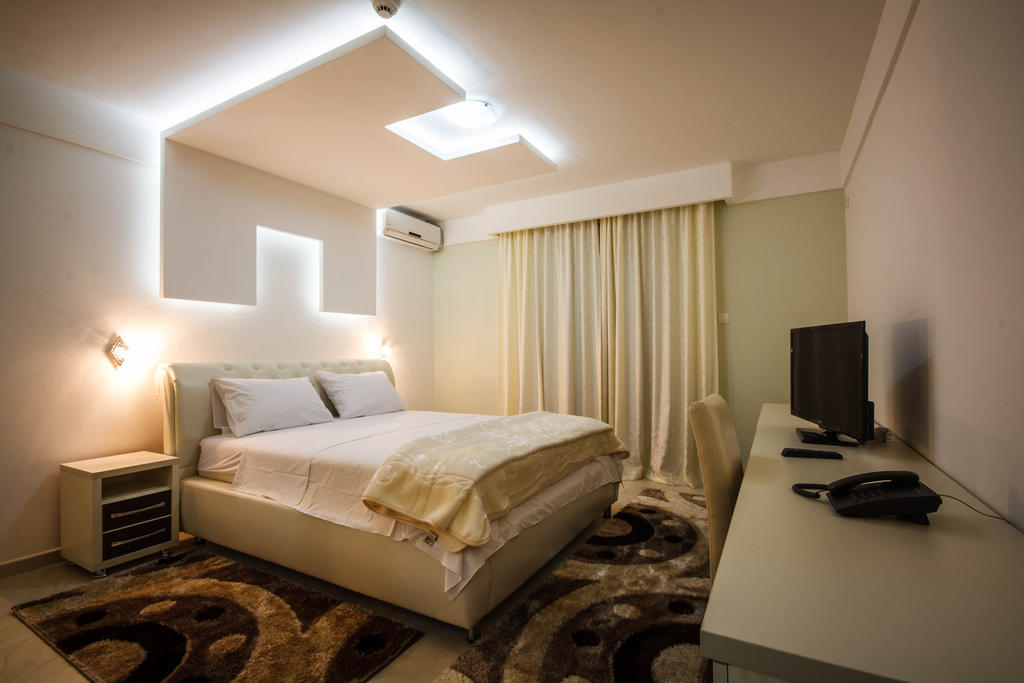 Hotel Oasis Podgorica Camera foto