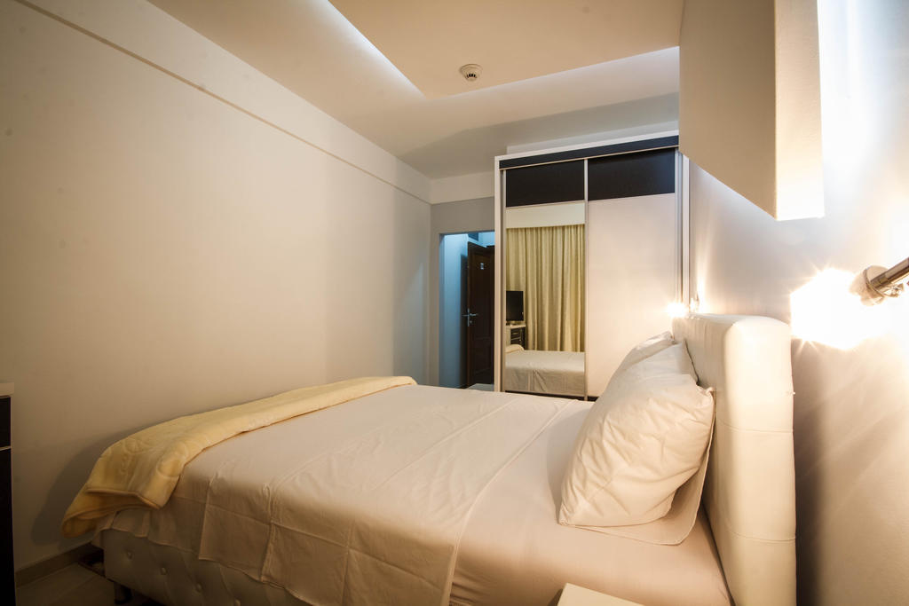 Hotel Oasis Podgorica Esterno foto